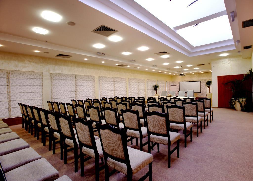 Hotel Prestige Beograd Ngoại thất bức ảnh