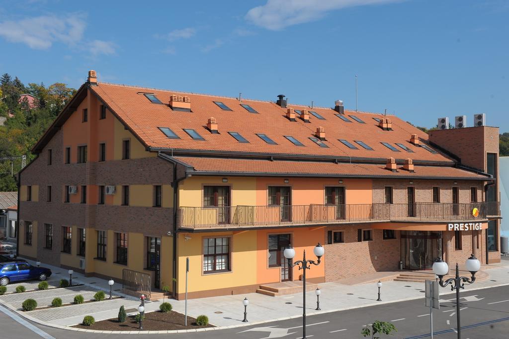 Hotel Prestige Beograd Ngoại thất bức ảnh