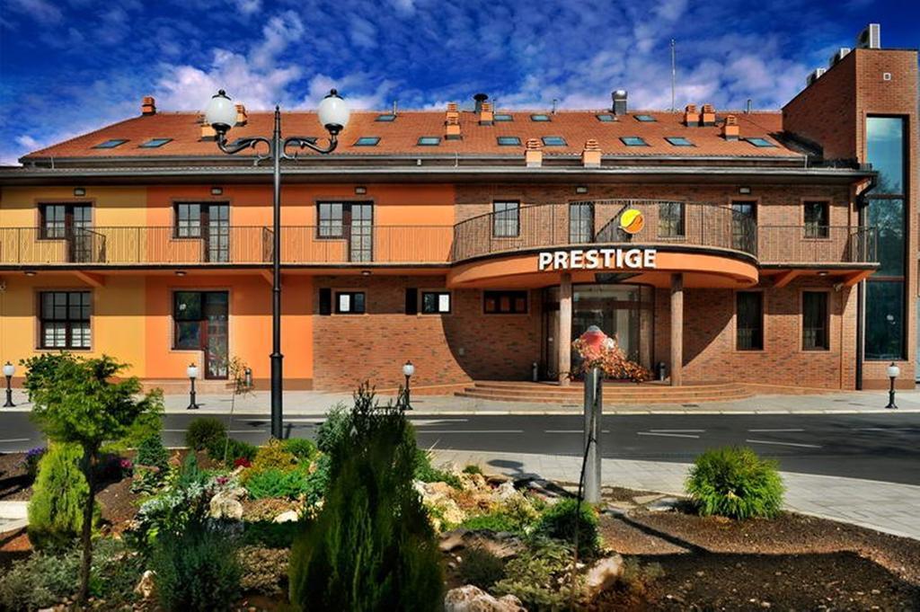 Hotel Prestige Beograd Ngoại thất bức ảnh