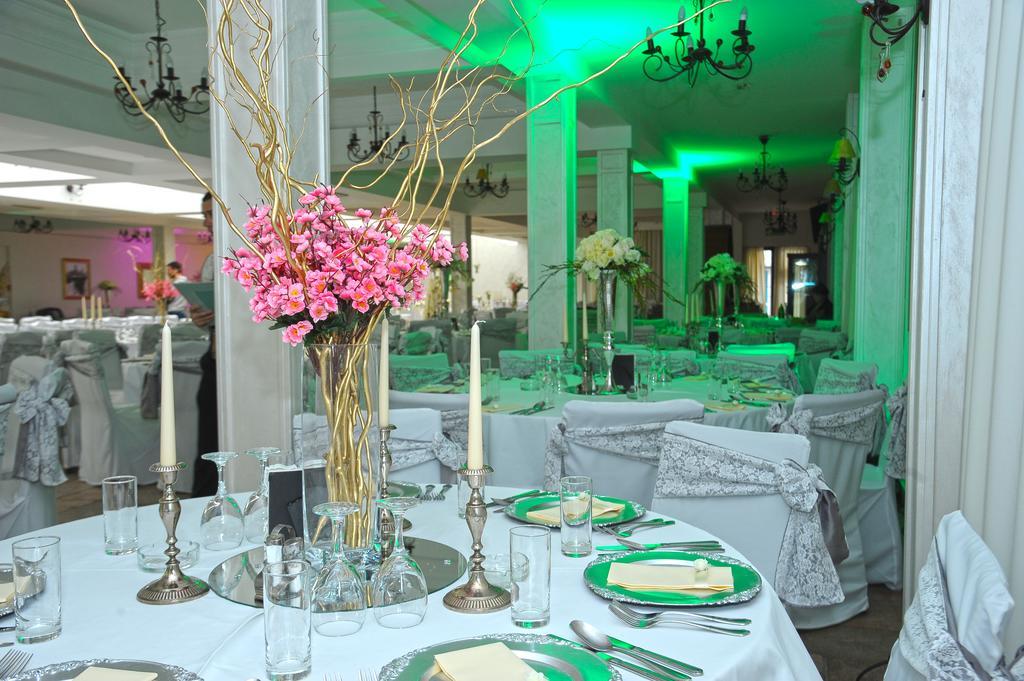 Hotel Prestige Beograd Ngoại thất bức ảnh