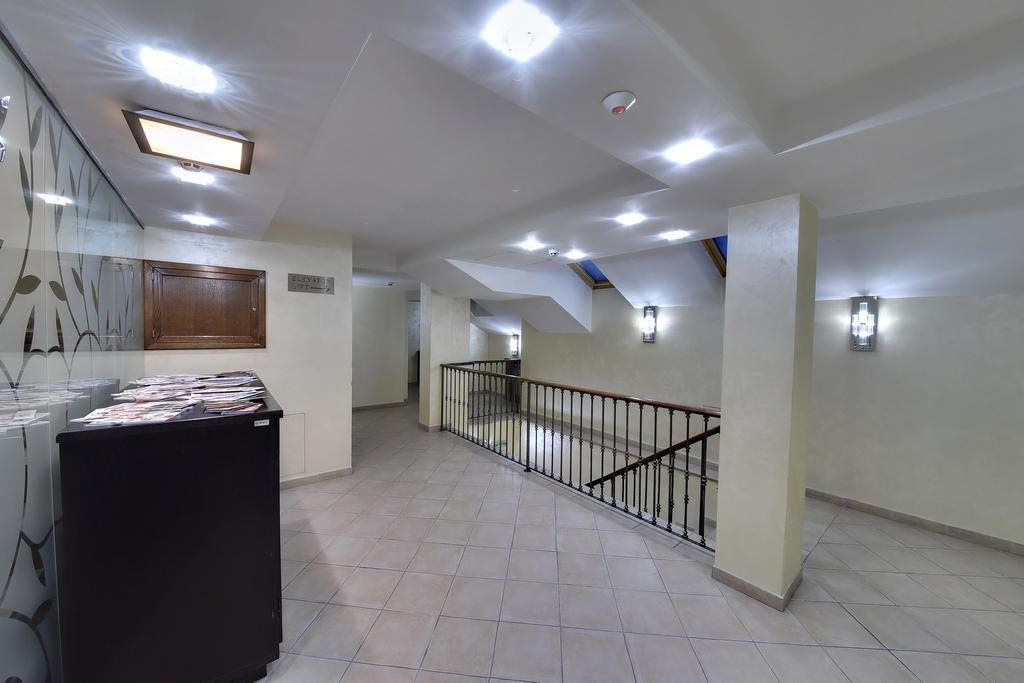 Hotel Prestige Beograd Ngoại thất bức ảnh