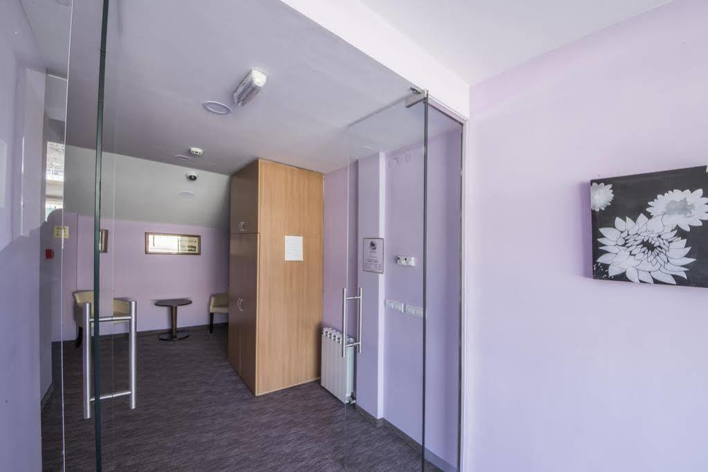 Hotel Prestige Beograd Ngoại thất bức ảnh